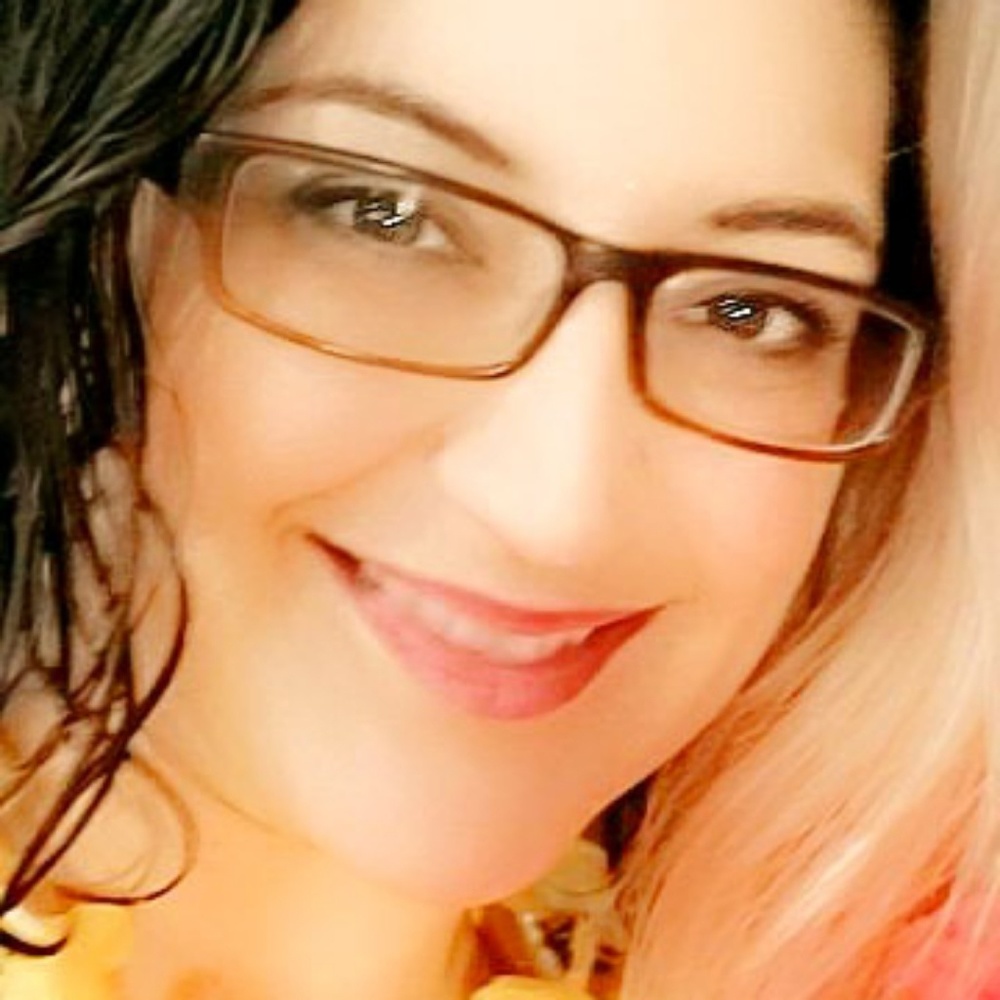 Meet your Posher, Sarah jane